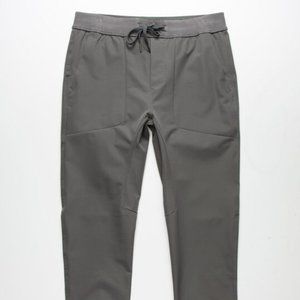 Charles & A Half Men's Performance Joggers Size XL